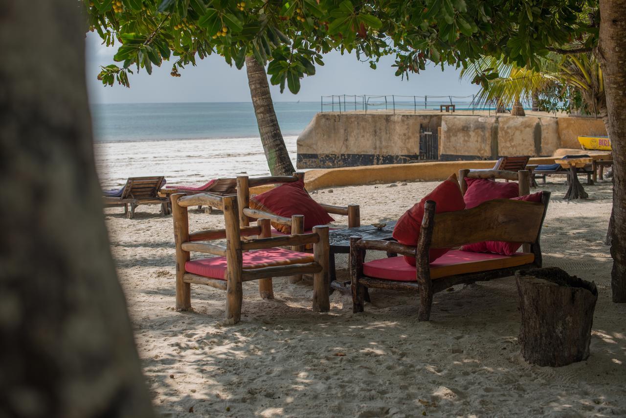 Albergue Soul Breeze Backpackers Diani Playa de Diani Exterior foto