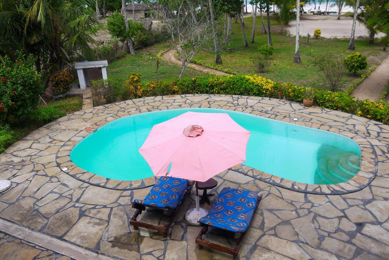 Albergue Soul Breeze Backpackers Diani Playa de Diani Exterior foto
