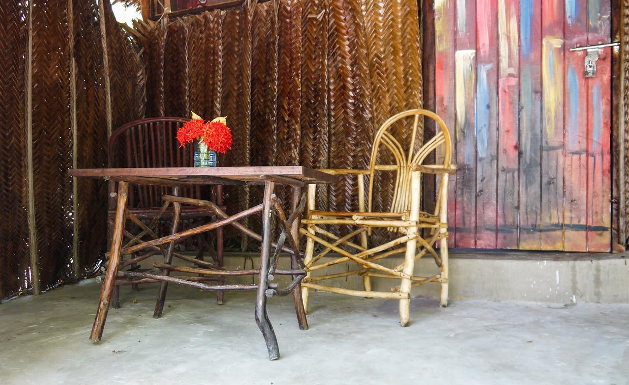 Albergue Soul Breeze Backpackers Diani Playa de Diani Exterior foto
