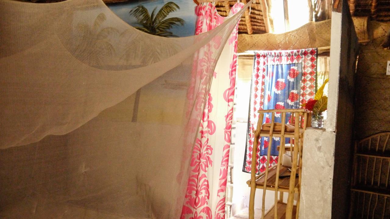 Albergue Soul Breeze Backpackers Diani Playa de Diani Exterior foto