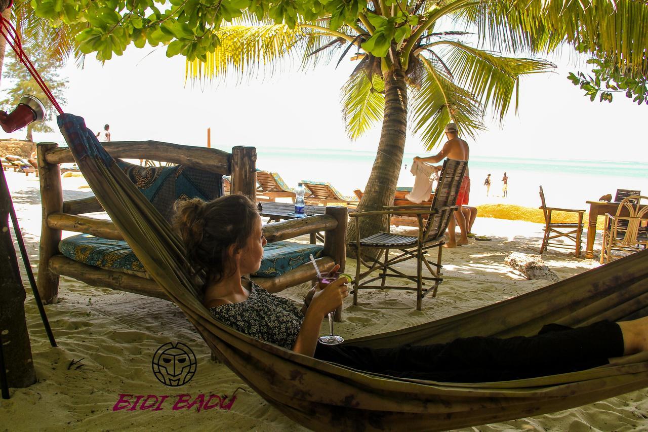 Albergue Soul Breeze Backpackers Diani Playa de Diani Exterior foto