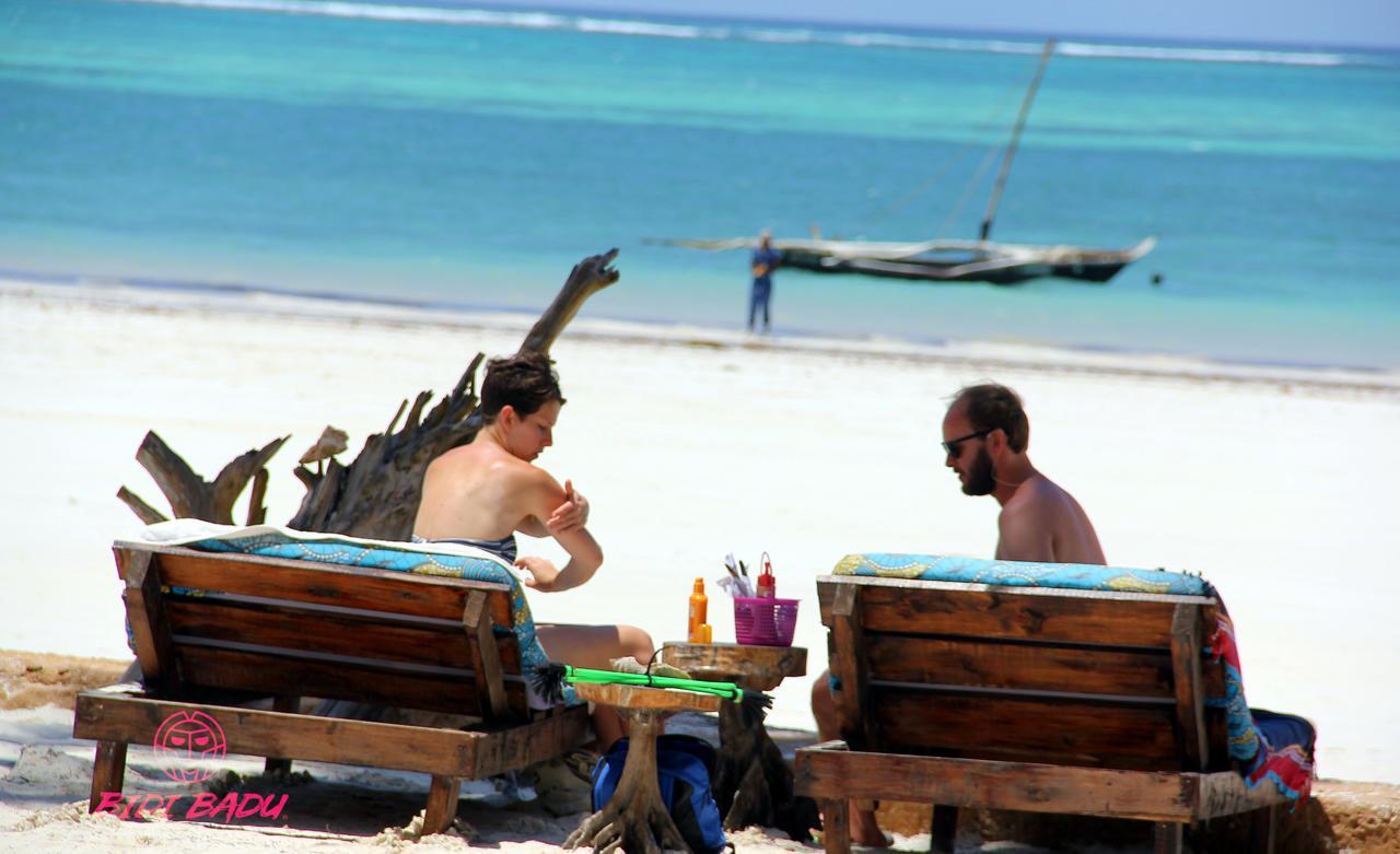 Albergue Soul Breeze Backpackers Diani Playa de Diani Exterior foto